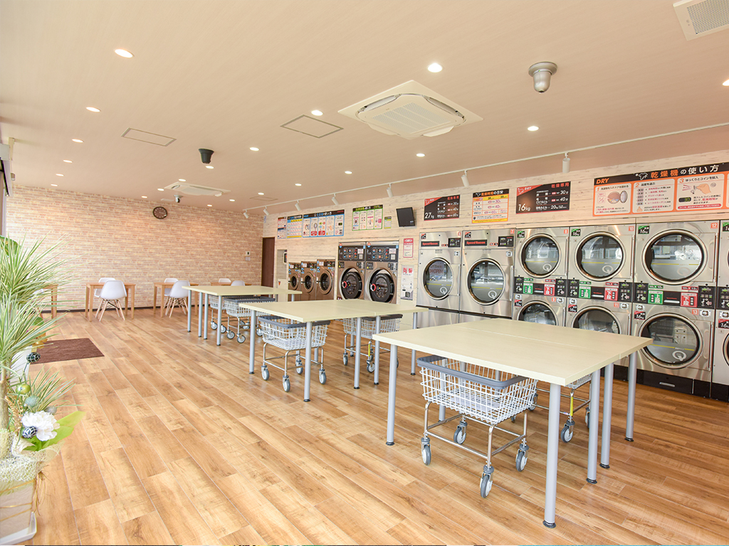 COIN LAUNDRY H&W　徳力店